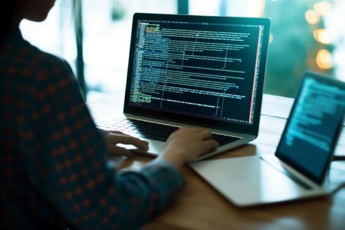 多模態(tài)與AI搜索的全球科技競速 中國AI的崛起與“且信天工”網(wǎng)絡(luò)工程的探索